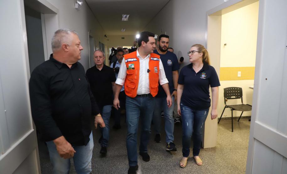 Governador acompanha atendimento à população de Dois Vizinhos e reforça apoio a municípios