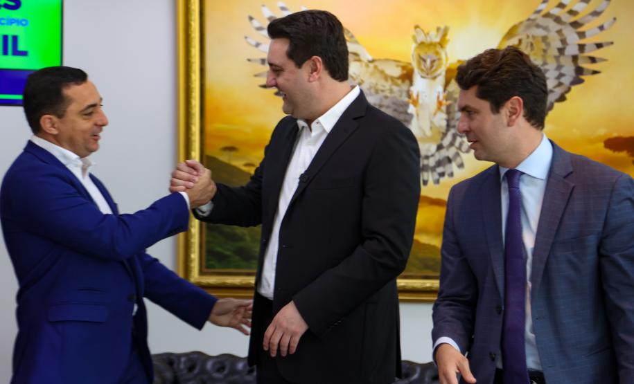 Asfalto Novo, Vida Nova: governador libera R$ 45,3 milhões para 11 municípios