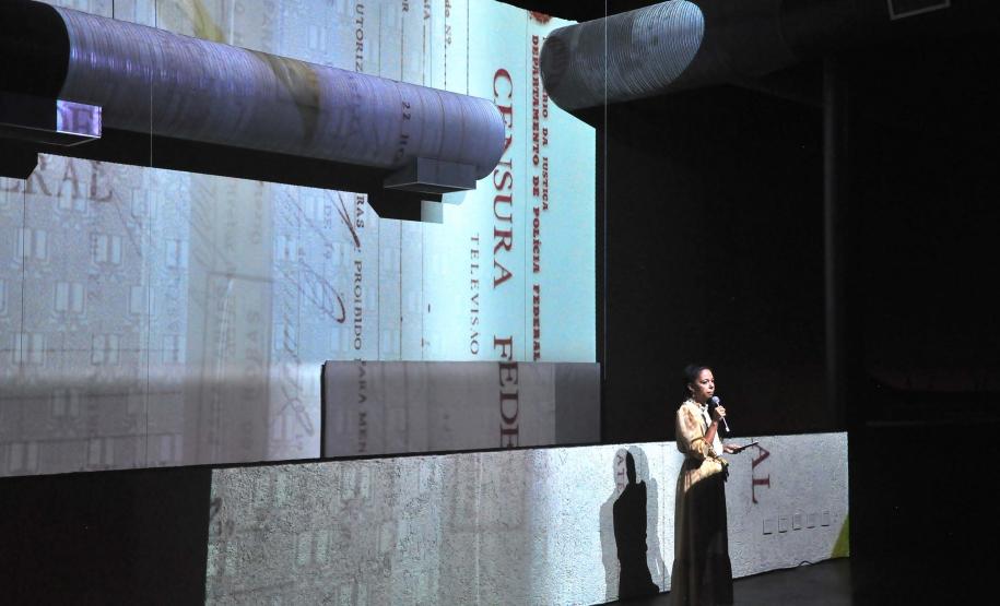 Nova mostra, shows, concerto da OSP e reta final da Flibi enriquecem agenda cultural