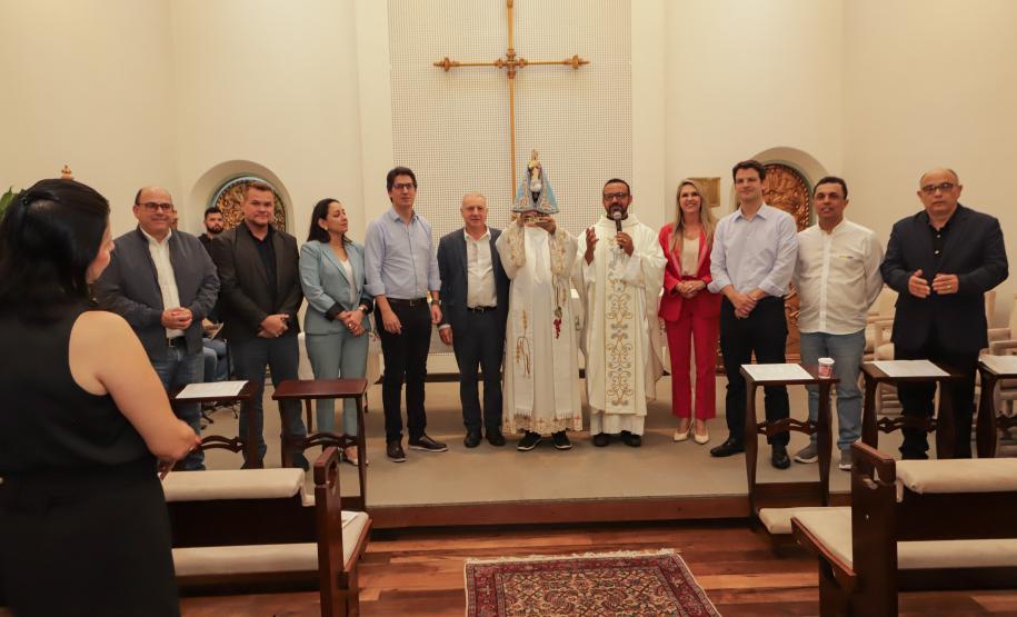 Palácio Iguaçu recebe imagem peregrina de Nossa Senhora do Rocio, Padroeira do Paraná