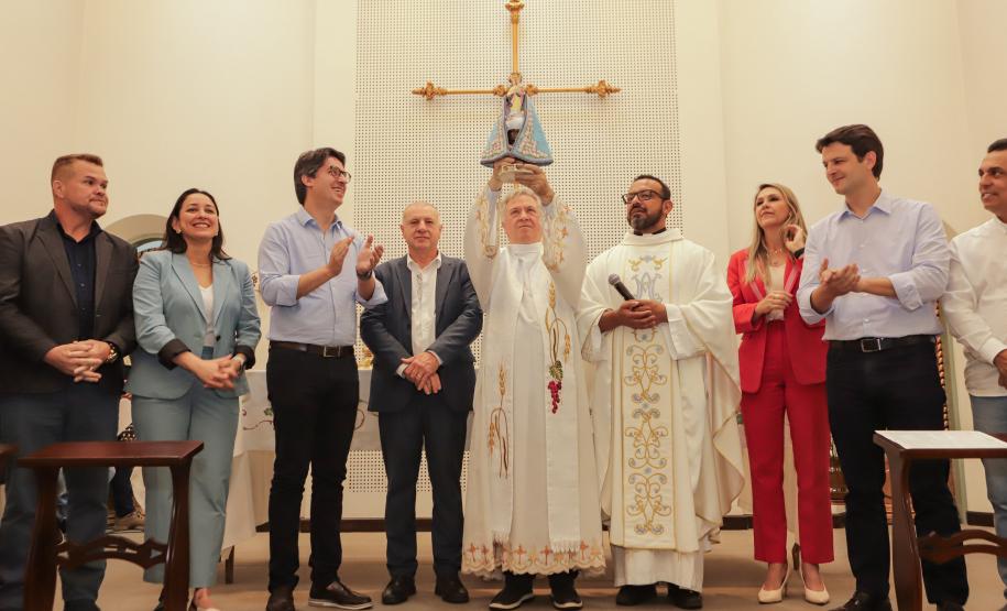 Palácio Iguaçu recebe imagem peregrina de Nossa Senhora do Rocio, Padroeira do Paraná