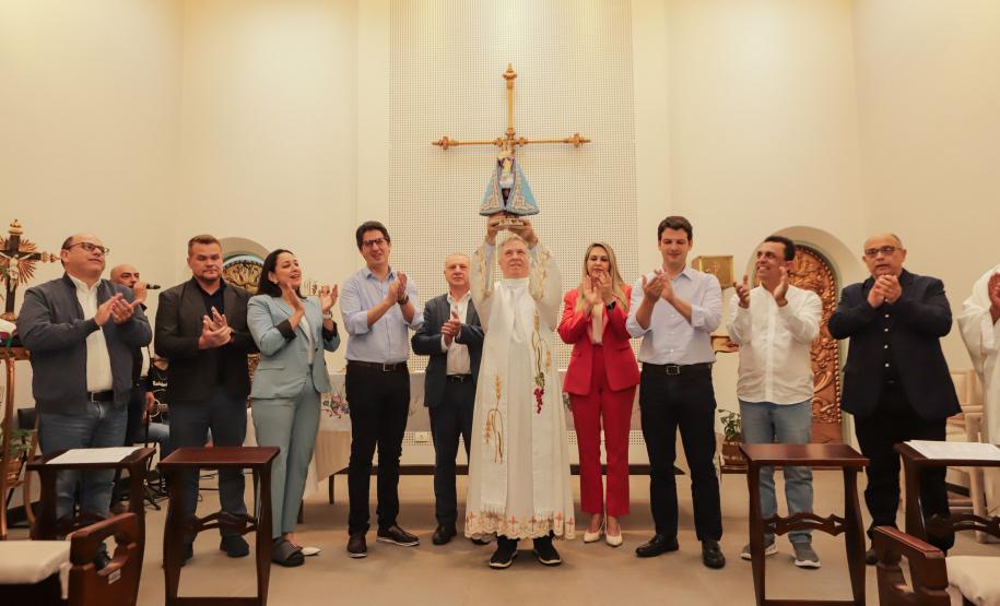 Palácio Iguaçu recebe imagem peregrina de Nossa Senhora do Rocio, Padroeira do Paraná