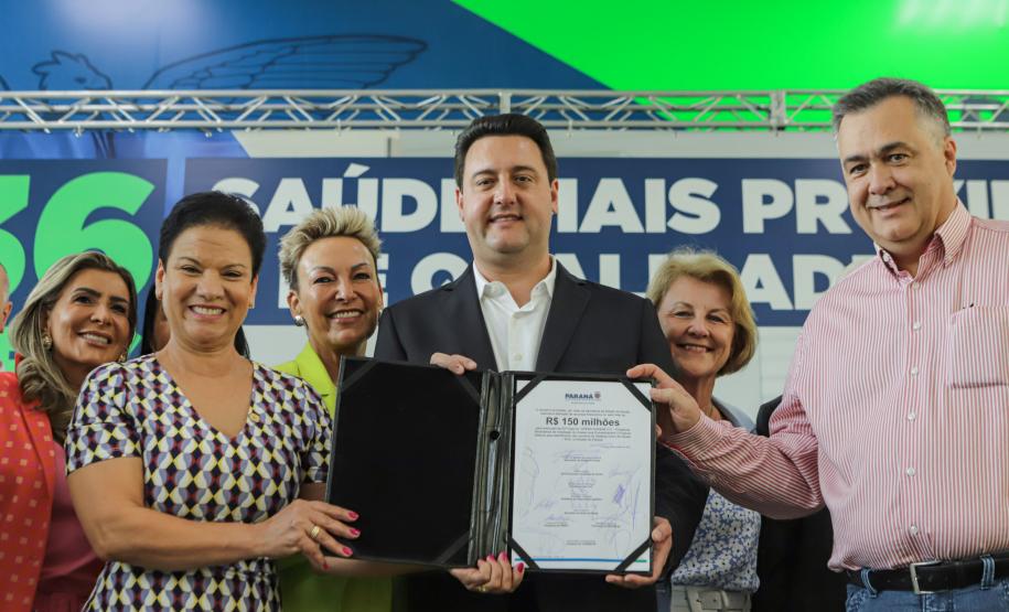 Governador libera mais R$ 403 milhões para a saúde e entrega novos carros e ambulâncias