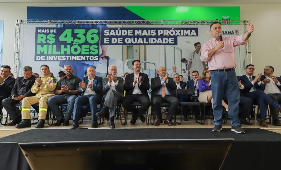 Governador libera mais R$ 403 milhões para a saúde e entrega novos carros e ambulâncias