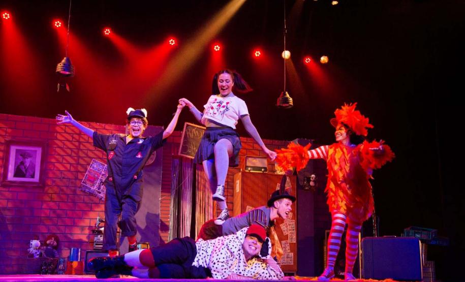 Feriadão tem "Lendas Brasileiras" no Guaíra, eventos para crianças e museus abertos