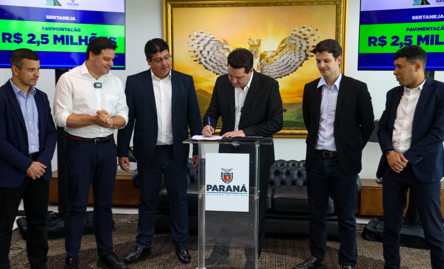 Asfalto Novo, Vida Nova: governador libera R$ 45,3 milhões para 11 municípios