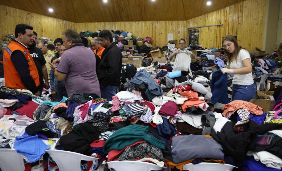 Governador visita São Mateus do Sul, uma das cidades mais afetadas pelas chuvas