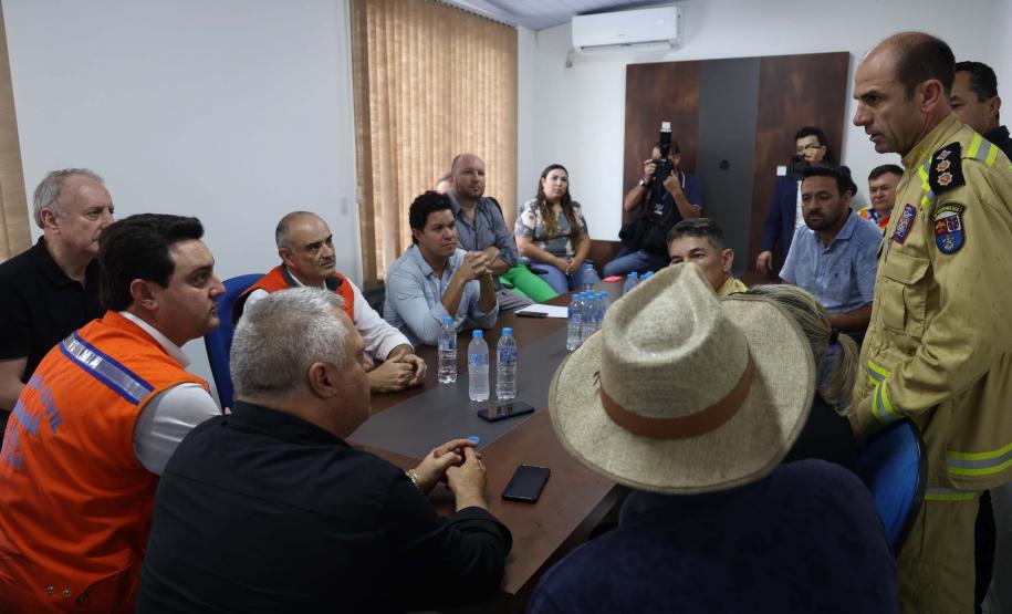 Governador acompanha atendimento à população de Dois Vizinhos e reforça apoio a municípios