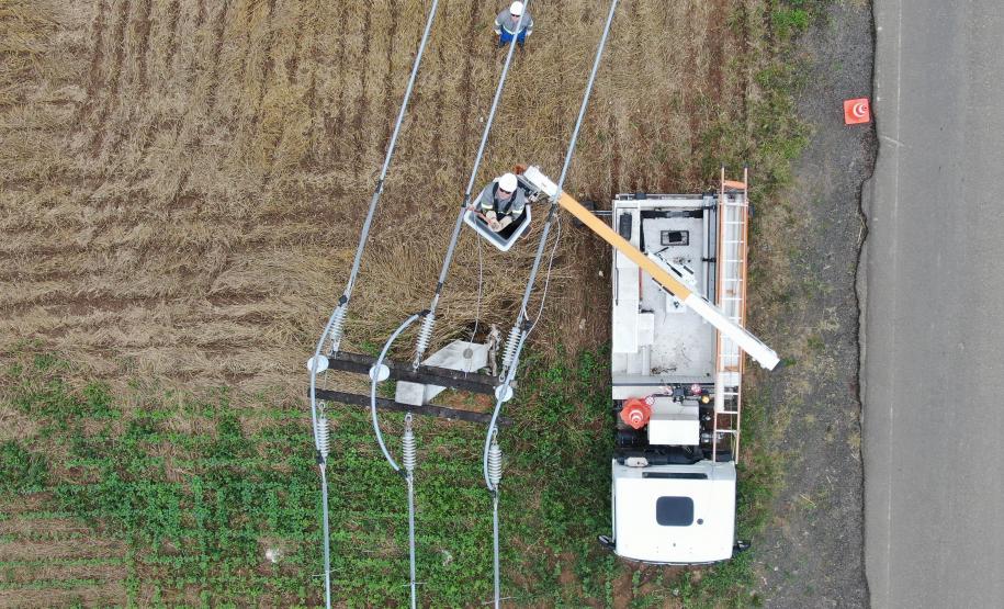 Com 14,5 mil km de redes, Paraná Trifásico chega a 87% dos municípios do Estado