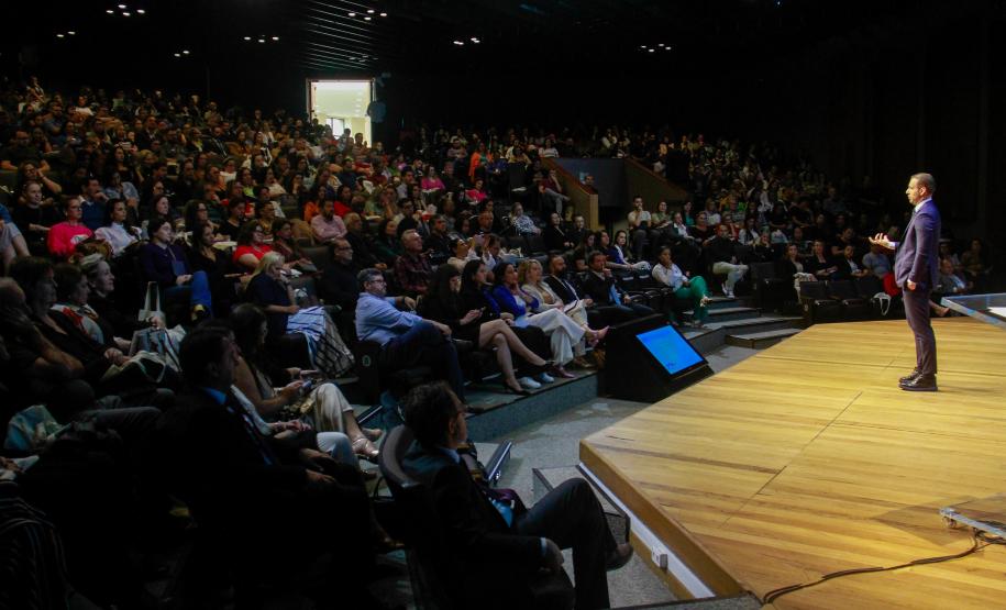 Racismo e violência contra mulher são temas do Congresso de Governança Pública da CGE