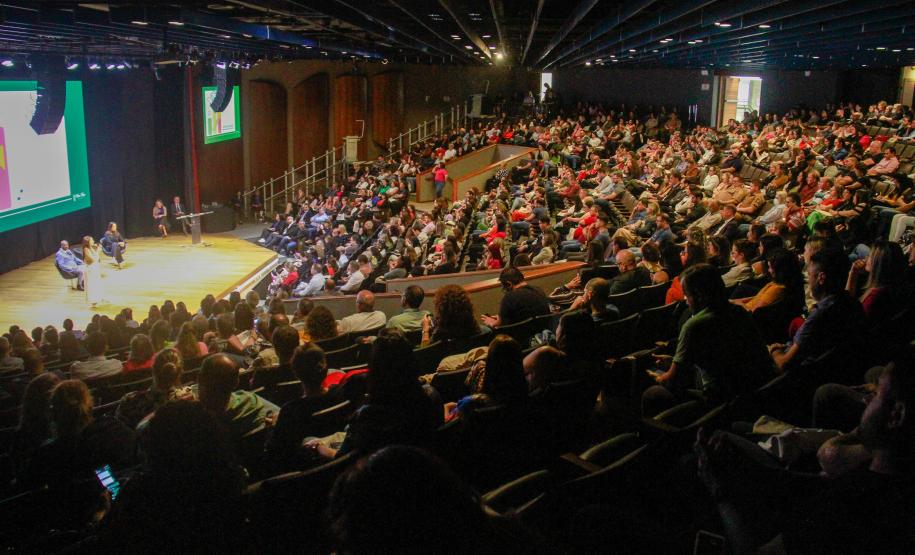 Racismo e violência contra mulher são temas do Congresso de Governança Pública da CGE