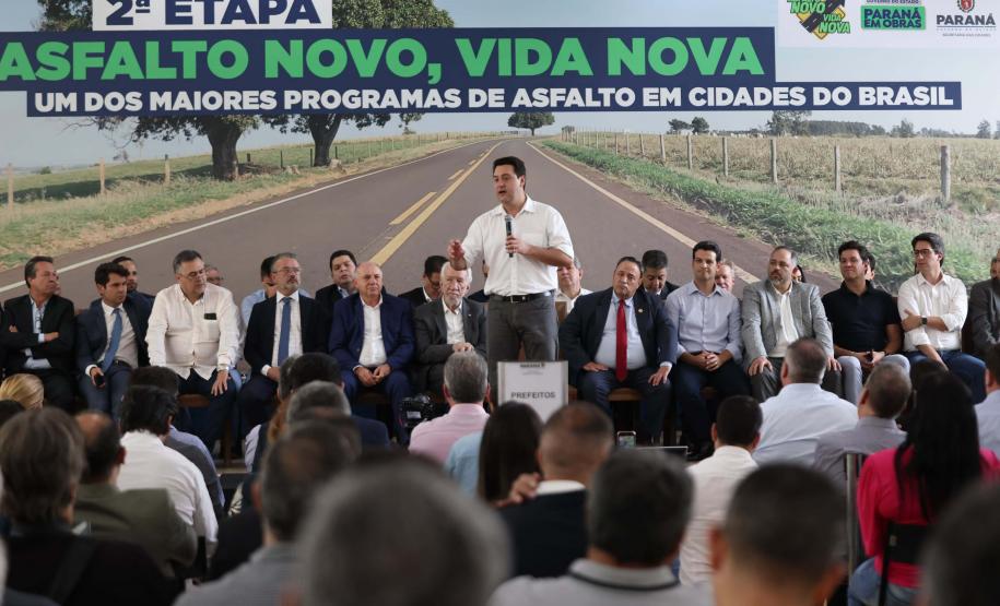 Governador anuncia R$ 132 milhões para nova fase do Asfalto Novo, Vida Nova