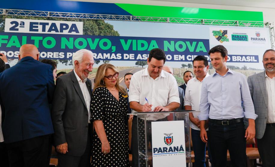 Governador anuncia R$ 132 milhões para nova fase do Asfalto Novo, Vida Nova
