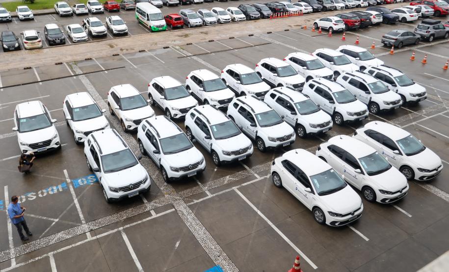 Estado entrega 106 veículos e equipamentos para reforçar atendimentos do Detran-PR