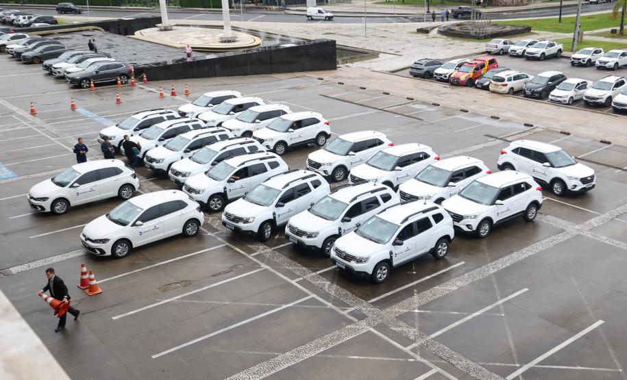 Estado entrega 106 veículos e equipamentos para reforçar atendimentos do Detran-PR