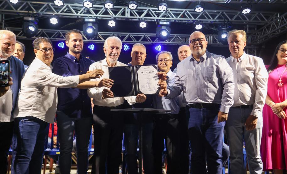 Na abertura da feira de Dois Vizinhos, Estado anuncia R$ 18,9 milhões para ampliar UTI