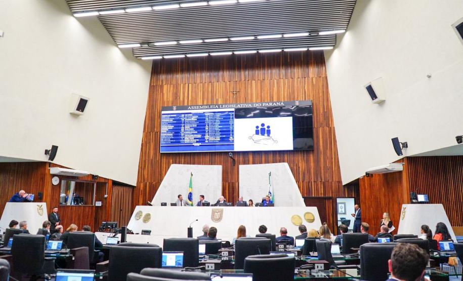 Governo detalha Plano Plurianual na Comissão de Orçamento da Assembleia