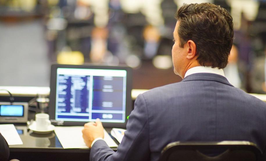 Governo detalha Plano Plurianual na Comissão de Orçamento da Assembleia