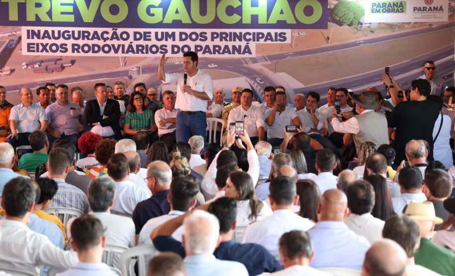 Governador entrega obras no Trevo Gauchão e a duplicação da PR-323 em Umuarama