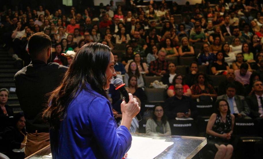 Congresso da CGE reúne 800 pessoas em Curitiba e reforça combate à corrupção