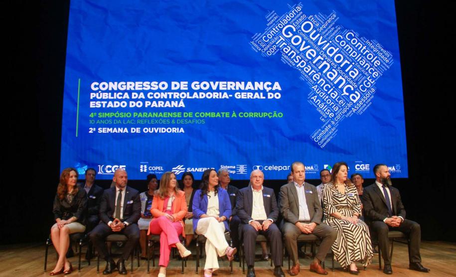 Congresso da CGE reúne 800 pessoas em Curitiba e reforça combate à corrupção