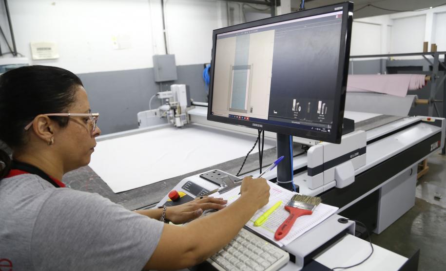 Com 51,3 mil novos empregos, Paraná lidera geração de trabalho para mulheres no Sul