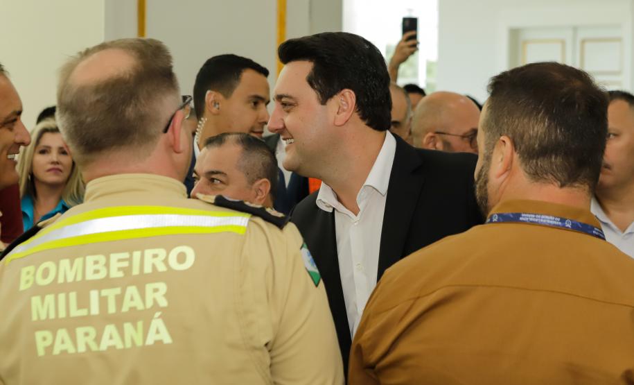 Governador entrega 142 novas viaturas para a Polícia Militar e caminhões para Defesa Civil