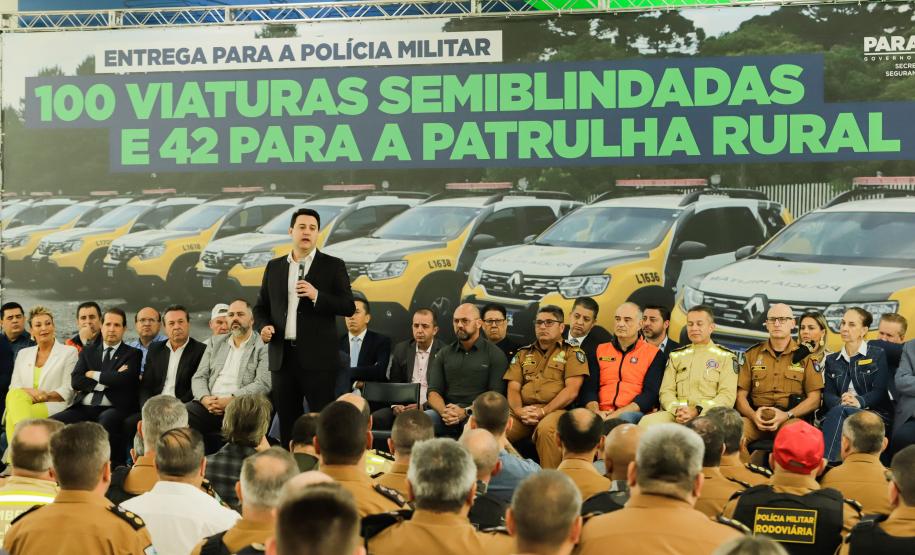 Governador entrega 142 novas viaturas para a Polícia Militar e caminhões para Defesa Civil