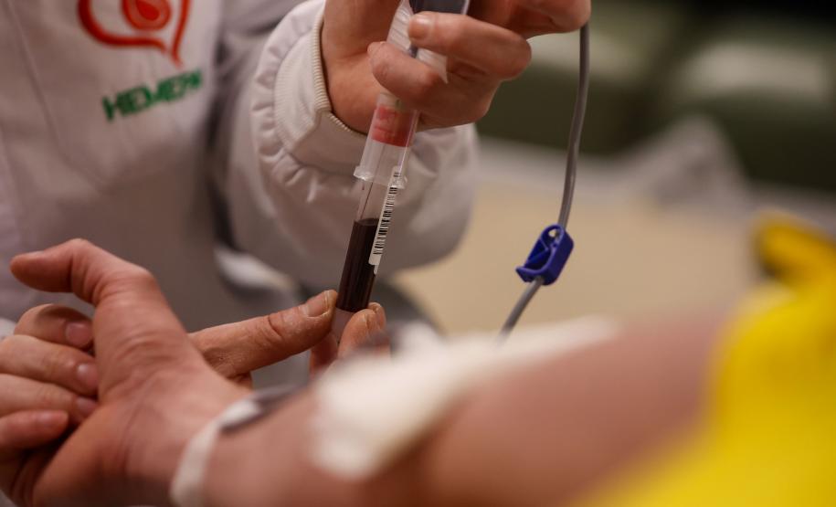 Com queda nas doações, Hemepar solicita com urgência sangue do tipo O