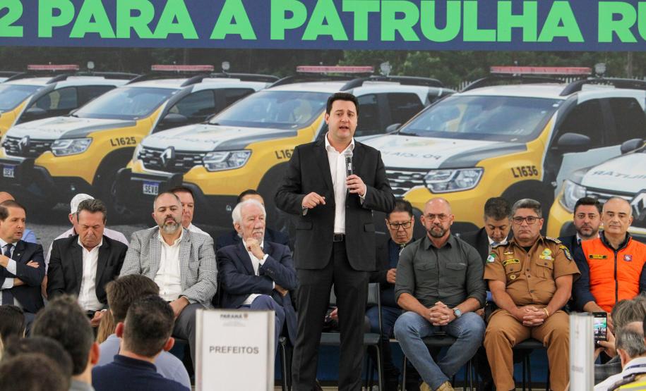 Governador entrega 142 novas viaturas para a Polícia Militar e caminhões para Defesa Civil