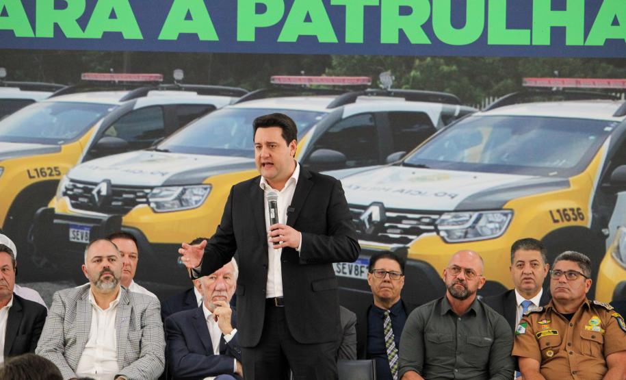 Governador entrega 142 novas viaturas para a Polícia Militar e caminhões para Defesa Civil