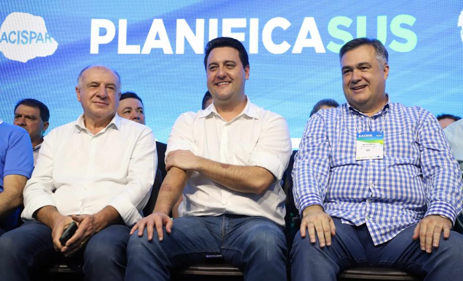 Governador anuncia R$ 1 bilhão para fortalecer a saúde no Paraná