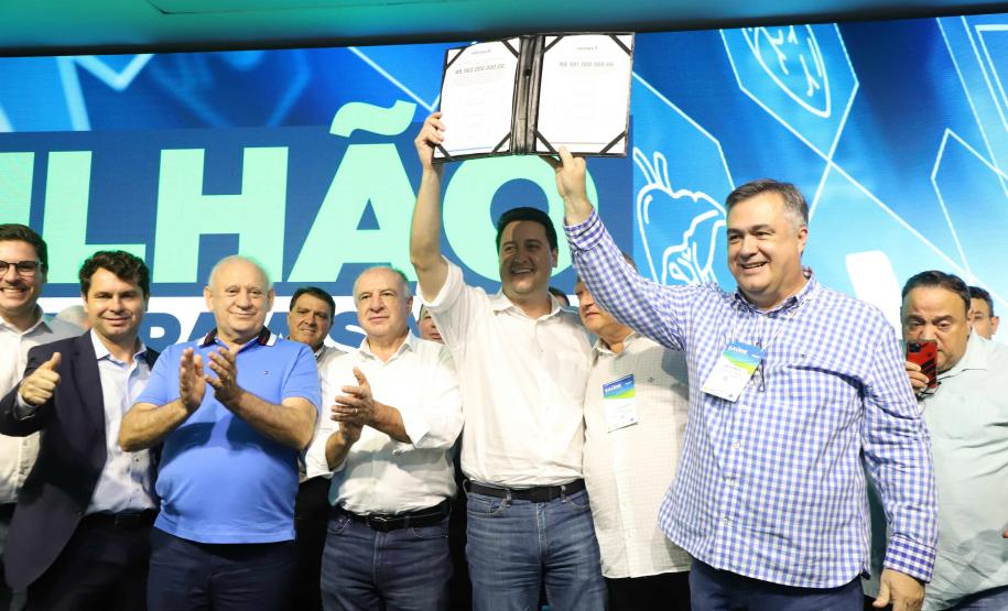 Governador anuncia R$ 1 bilhão para fortalecer a saúde no Paraná