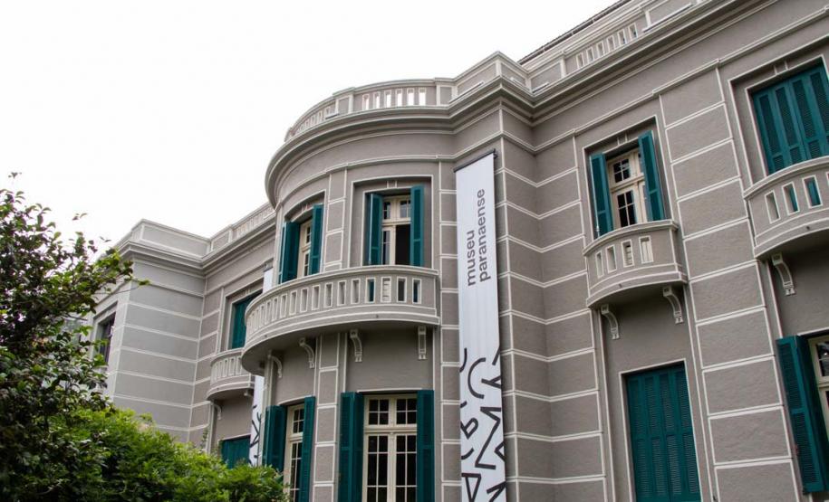 "O Quebra-Nozes", retomada do Prêmio Gralha Azul e exposições movimentam a agenda cultural