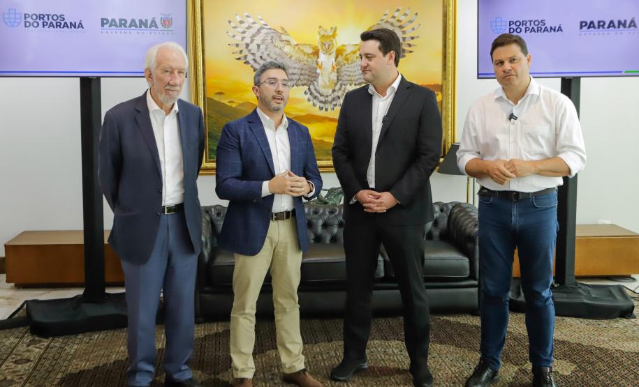 Portos paranaenses quebram recorde histórico com 60 milhões de toneladas em 2023