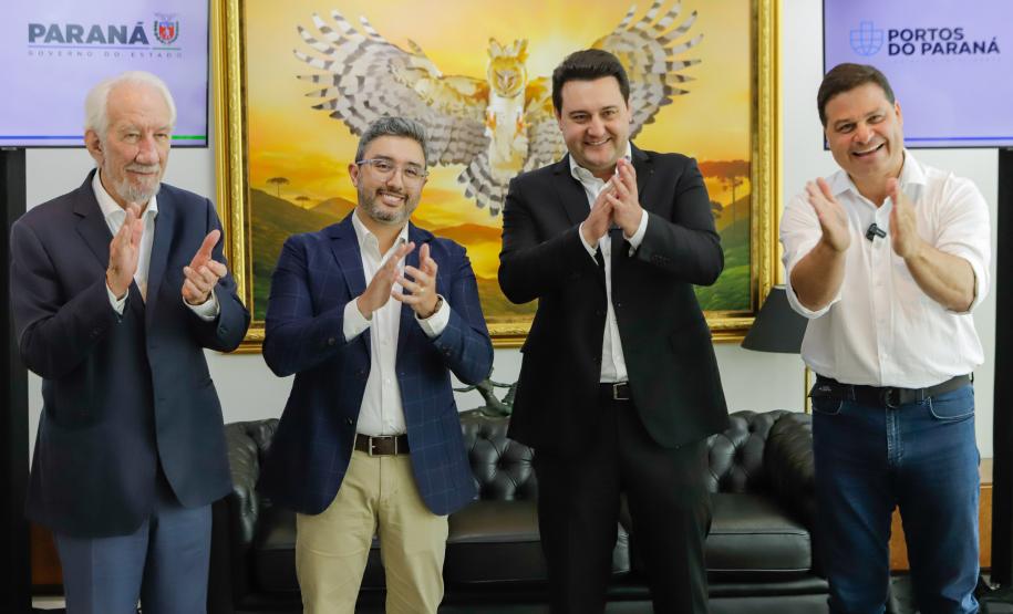 Portos paranaenses quebram recorde histórico com 60 milhões de toneladas em 2023