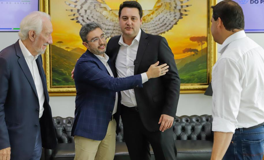 Portos paranaenses quebram recorde histórico com 60 milhões de toneladas em 2023