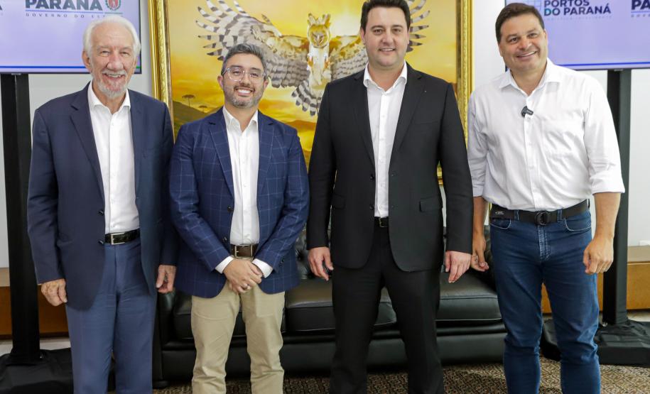 Portos paranaenses quebram recorde histórico com 60 milhões de toneladas em 2023