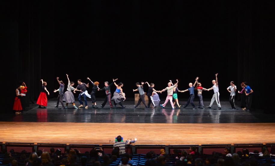 “O Quebra-Nozes” e nova exposição no Alfredo Andersen marcam a agenda cultural