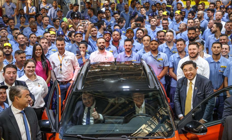 Renault celebra 25 anos no Paraná com investimento de R$ 2 bilhões para novo SUV