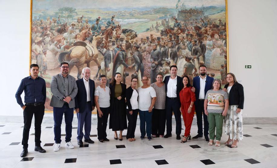 Com ganhos salariais, Governo propõe valorização para os funcionários da educação básica