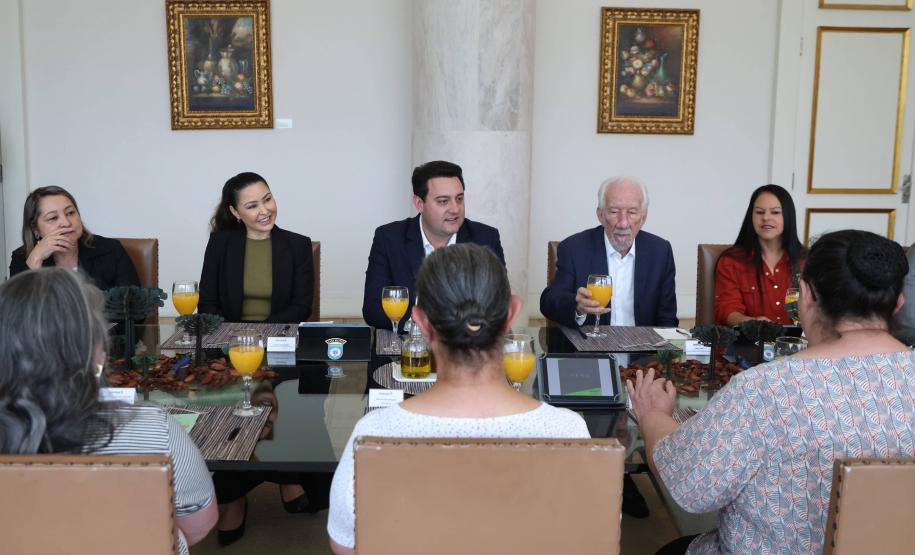 Com ganhos salariais, Governo propõe valorização para os funcionários da educação básica