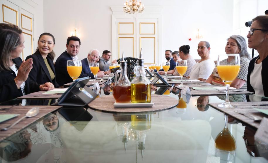 Com ganhos salariais, Governo propõe valorização para os funcionários da educação básica