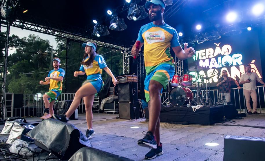 Palcos Sunset: artistas paranaenses seguem agitando os fins de tarde no Litoral