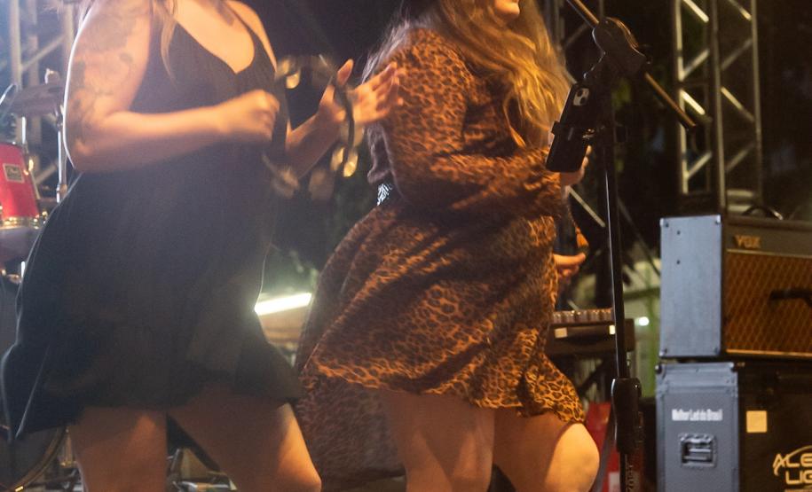 Palcos Sunset: artistas paranaenses seguem agitando os fins de tarde no Litoral