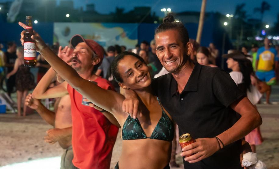 Palcos Sunset: artistas paranaenses seguem agitando os fins de tarde no Litoral