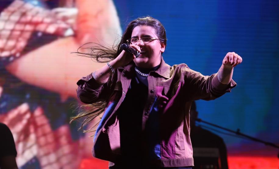 Segunda semana de shows nas praias termina com muito sertanejo para 110 mil pessoas