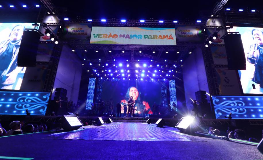 Segunda semana de shows nas praias termina com muito sertanejo para 110 mil pessoas