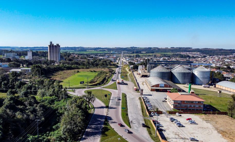 Com assinatura dos contratos, rodovias dos lotes 1 e 2 garantem grandes investimentos