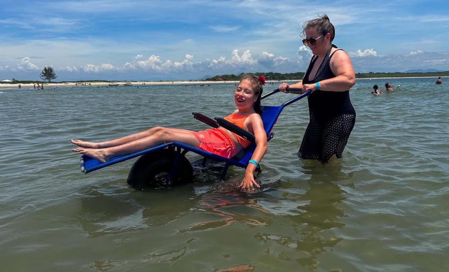 603 pessoas com deficiência ou mobilidade reduzida já usaram as cadeiras especiais no Litoral